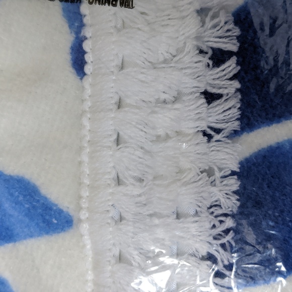 Beach Enchante NWT Indigo Turkish Round Fringe Beach Towel - Picture 7 of 7